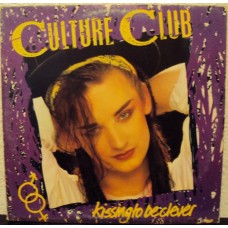 CULTURE CLUB - Kissing to be clever
